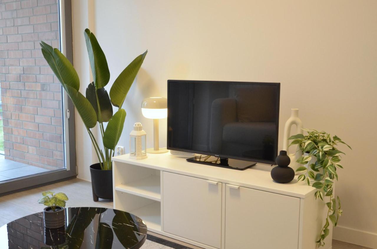 Green Estate Old Town Apartment, Private Parking, Balcony 格但斯克 外观 照片