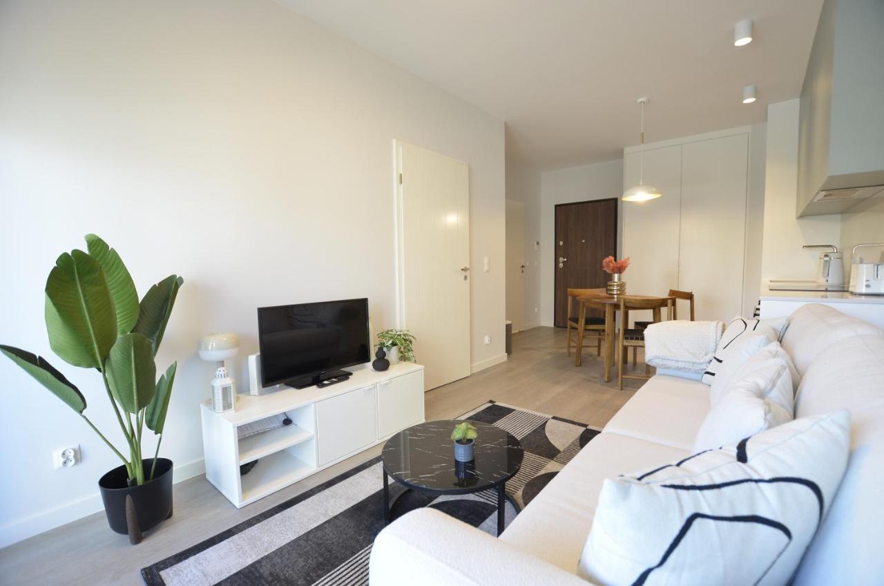 Green Estate Old Town Apartment, Private Parking, Balcony 格但斯克 外观 照片